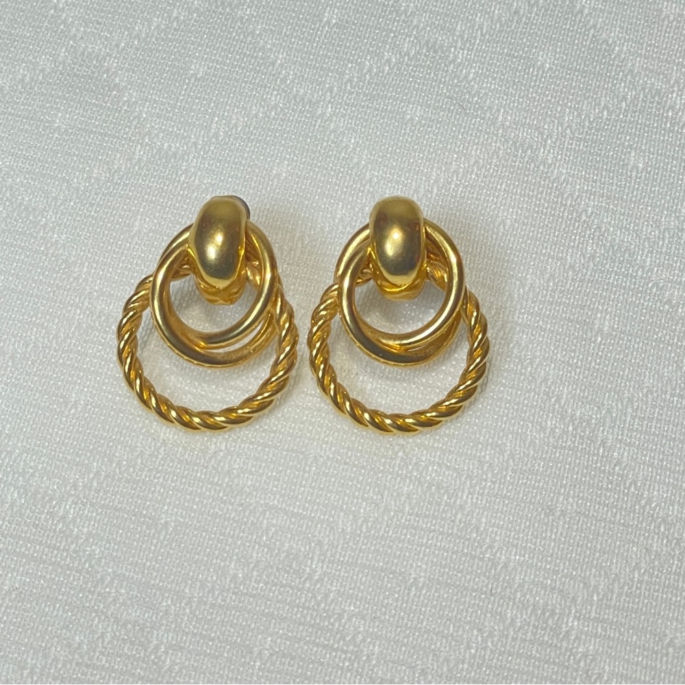 Vintage 80s Gold Tone Rope Twist Door knocker Earrings